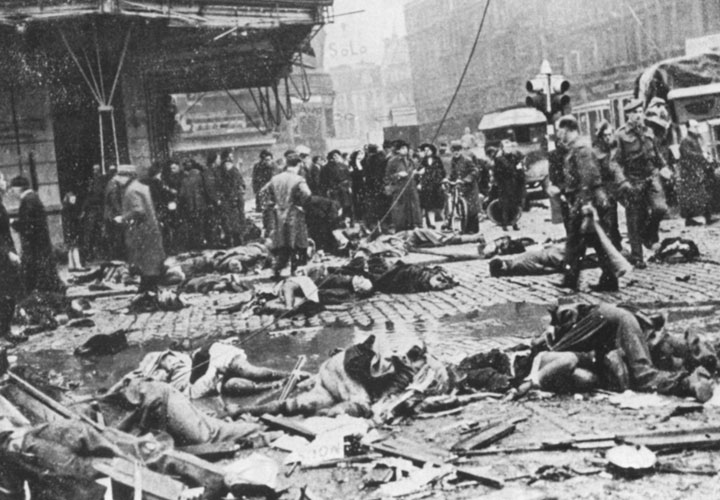 1944-11-27-Teniers-Plaats-Leichen-v-V2