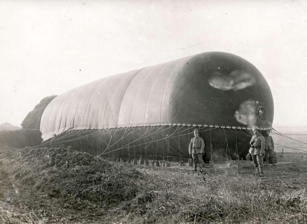 Verankerde Duitse zeppelin - 1915